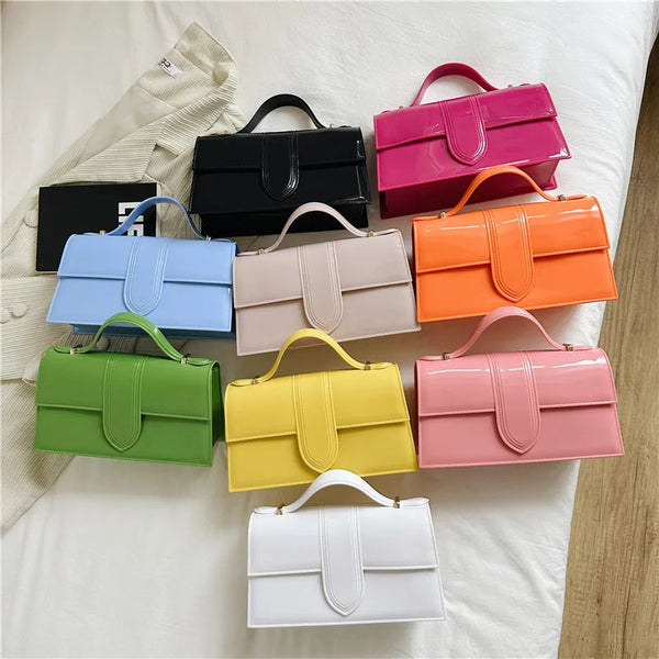 Spring/summer 2025 New Hand Bill of Lading Shoulder Diagonal Female Bag Simple and Versatile Small Bag Under The Arm.