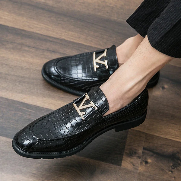 New Black Loafers Men Pu Leather Shoes Business Brown Breathable Slip-On Solid Shoes Handmade  Size 38-48