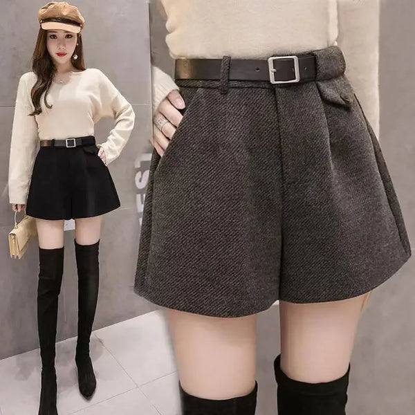 2025 New Women's Woolen Shorts A-line Loose High-Waisted Casual Thick Boots Pants for Autumn Winter Comfortable Bootcut Black